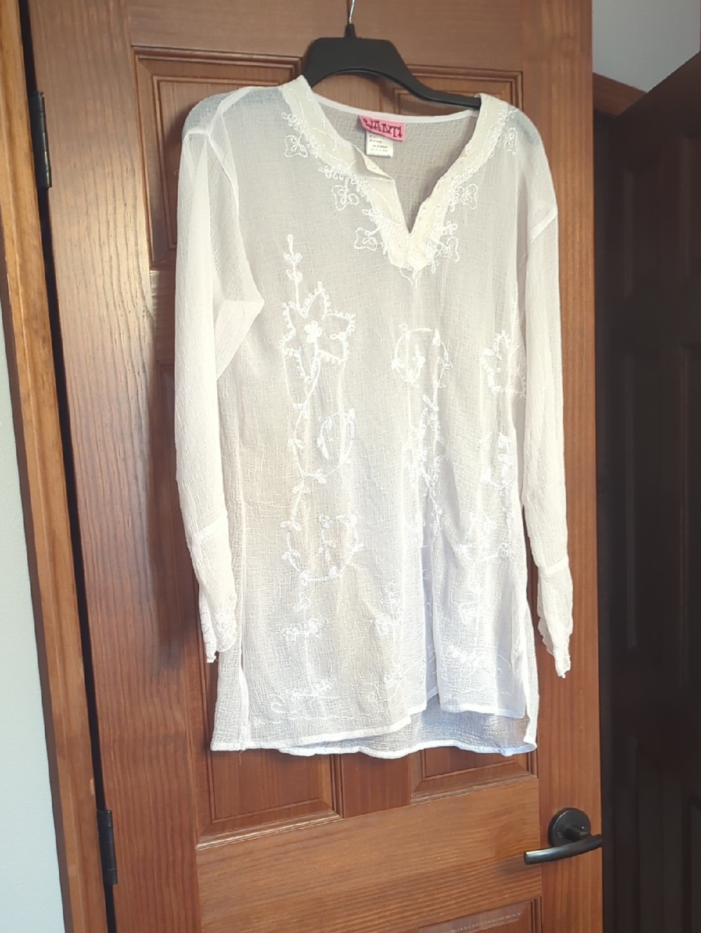 White Embroidered V-Neck Tunic Top
